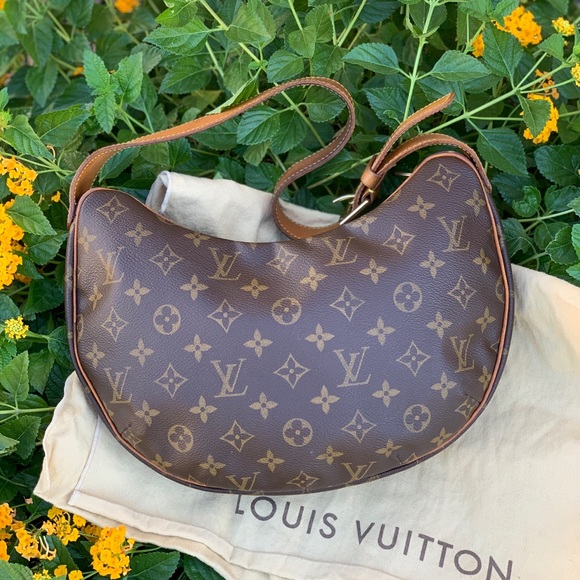 Louis Vuitton Handbags - ✅Louis Vuitton monogram Croissant MM ✅
